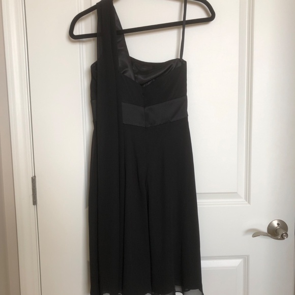 White House Black Market one shoulder dress - Picture 2 of 5
